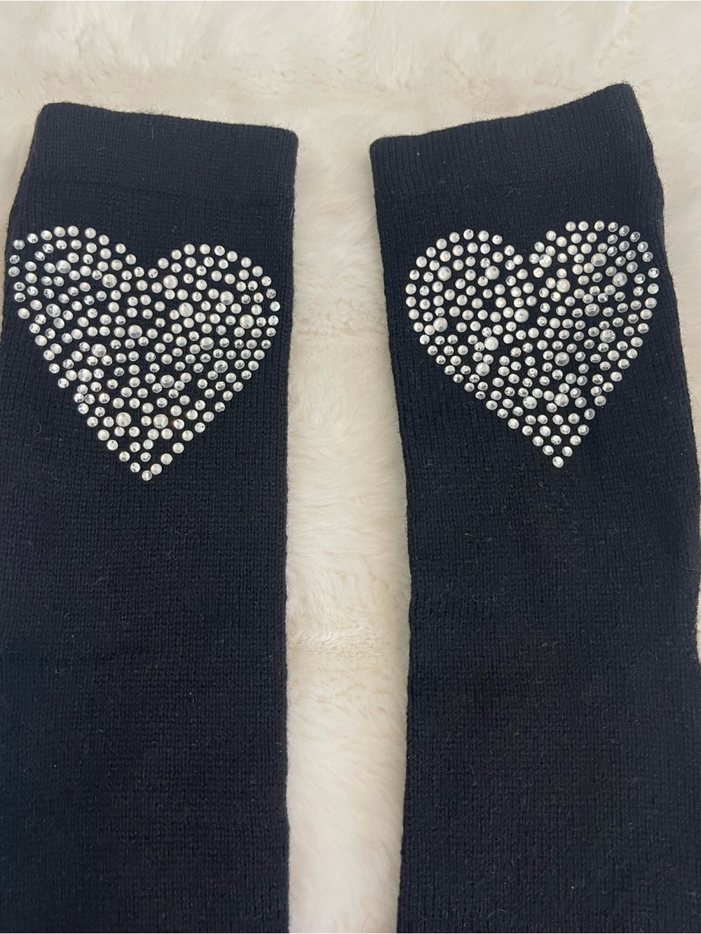 Black Fingerless Gloves with Rhinestone Heart Accent - Women Accessories - Picture 4 of 6